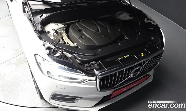 Volvo XC60 2019 2.0 автомат (гидро), миниатюра 5 Volvo XC60 2019 2.0 автомат (гидро), миниатюра 5