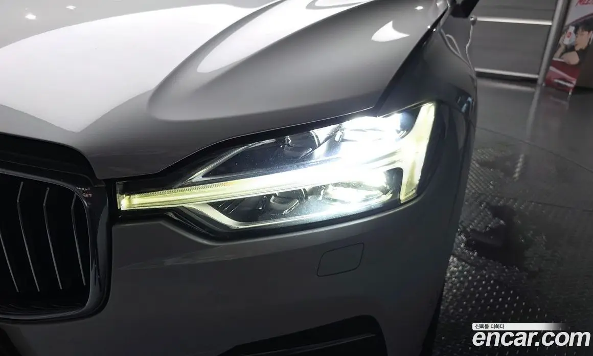 Volvo XC60 2019 2.0 автомат (гидро), фото 7 Volvo XC60 2019 2.0 автомат (гидро), фото 7