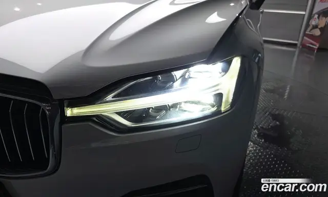 Volvo XC60 2019 2.0 автомат (гидро), миниатюра 7 Volvo XC60 2019 2.0 автомат (гидро), миниатюра 7
