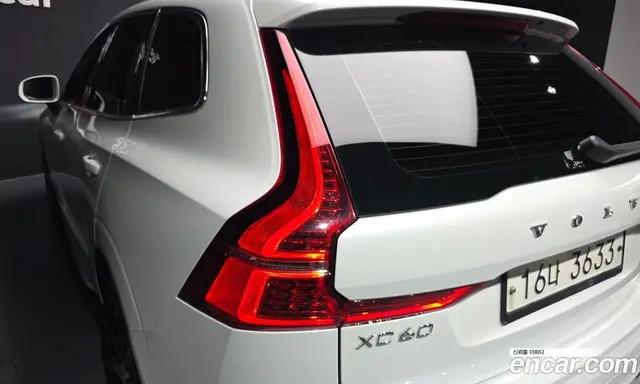 Volvo XC60 2019 2.0 автомат (гидро), миниатюра 8 Volvo XC60 2019 2.0 автомат (гидро), миниатюра 8