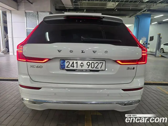 Volvo XC60 2024 2.0 автомат (гидро), миниатюра 5 Volvo XC60 2024 2.0 автомат (гидро), миниатюра 5
