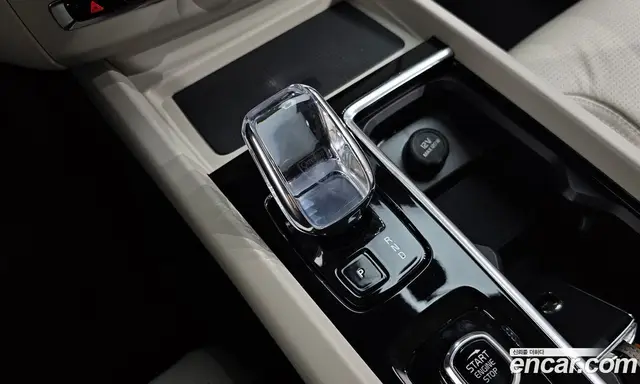 Volvo XC60 2026 2.0 автомат (гидро), миниатюра 12