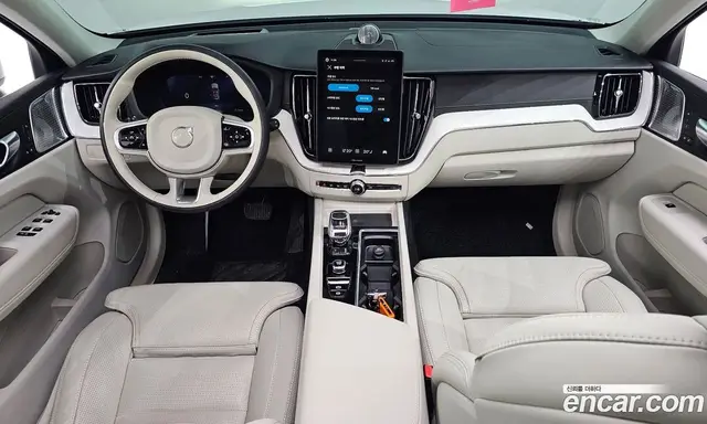 Volvo XC60 2026 2.0 автомат (гидро), миниатюра 10