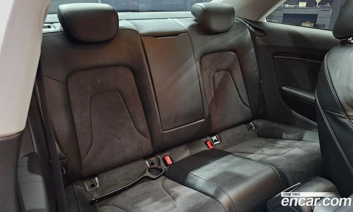 Audi A5 2010 2.0 автомат (гидро), фото 11 Audi A5 2010 2.0 автомат (гидро), фото 11