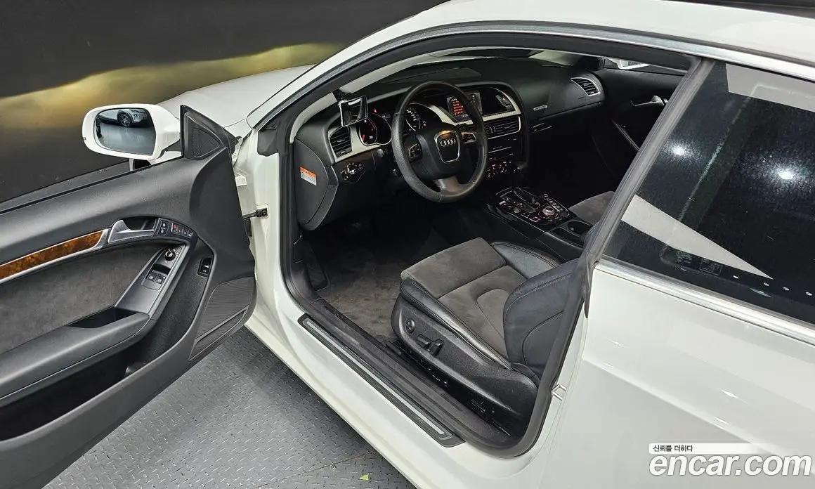 Audi A5 2010 2.0 автомат (гидро), фото 10 Audi A5 2010 2.0 автомат (гидро), фото 10
