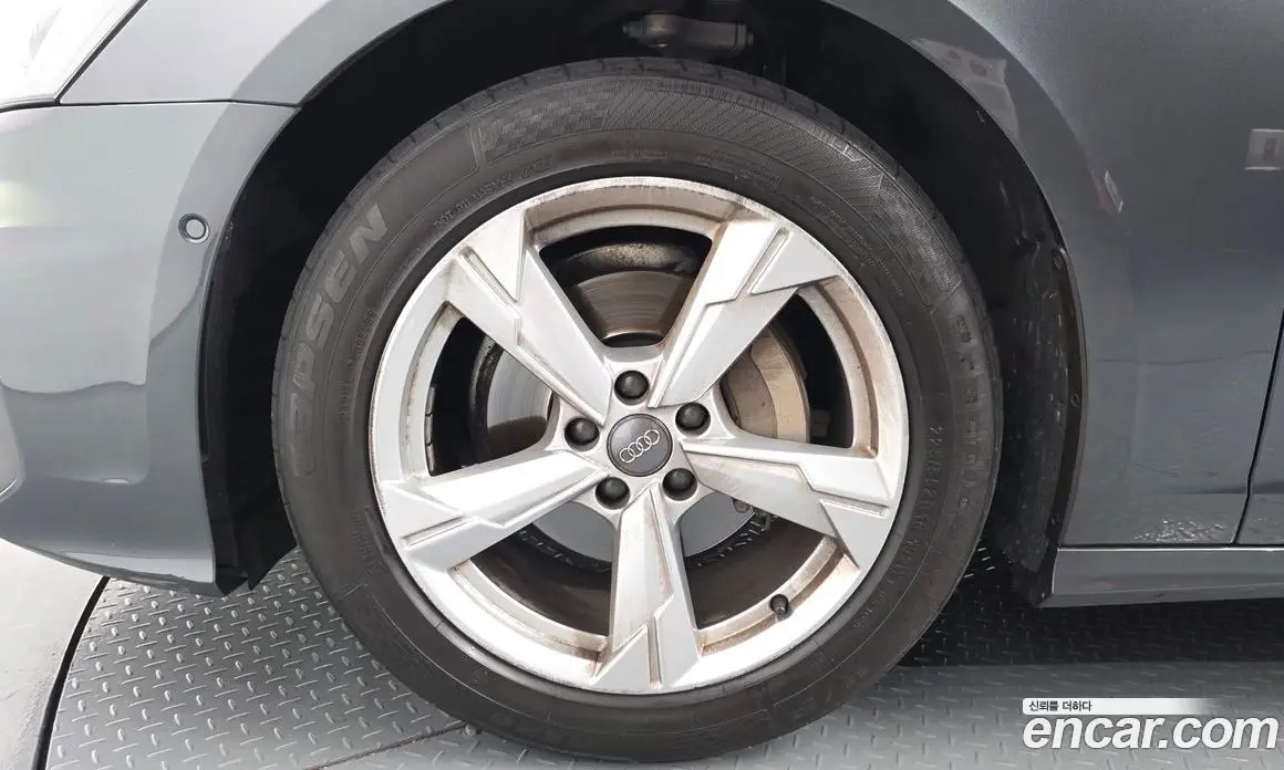 Audi A6 2020 2.0 автомат (гидро), фото 5 Audi A6 2020 2.0 автомат (гидро), фото 5