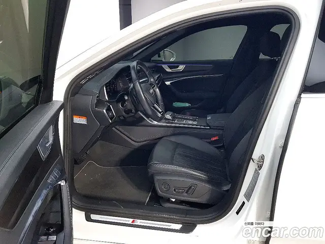 Audi A6 2020 3.0 автомат (гидро), миниатюра 7