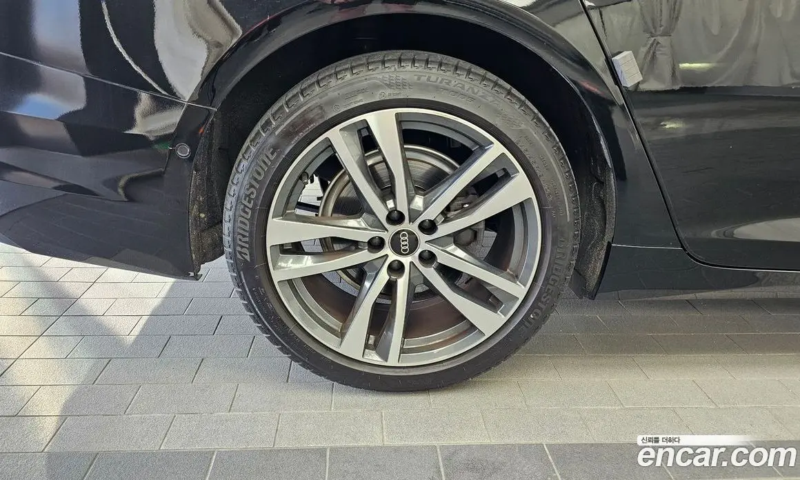 Audi A6 2022 2.0 автомат (гидро), фото 5 Audi A6 2022 2.0 автомат (гидро), фото 5