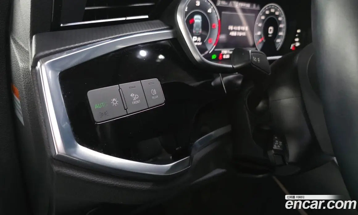 Audi Q3 2020 2.0 автомат (гидро), фото 27 Audi Q3 2020 2.0 автомат (гидро), фото 27