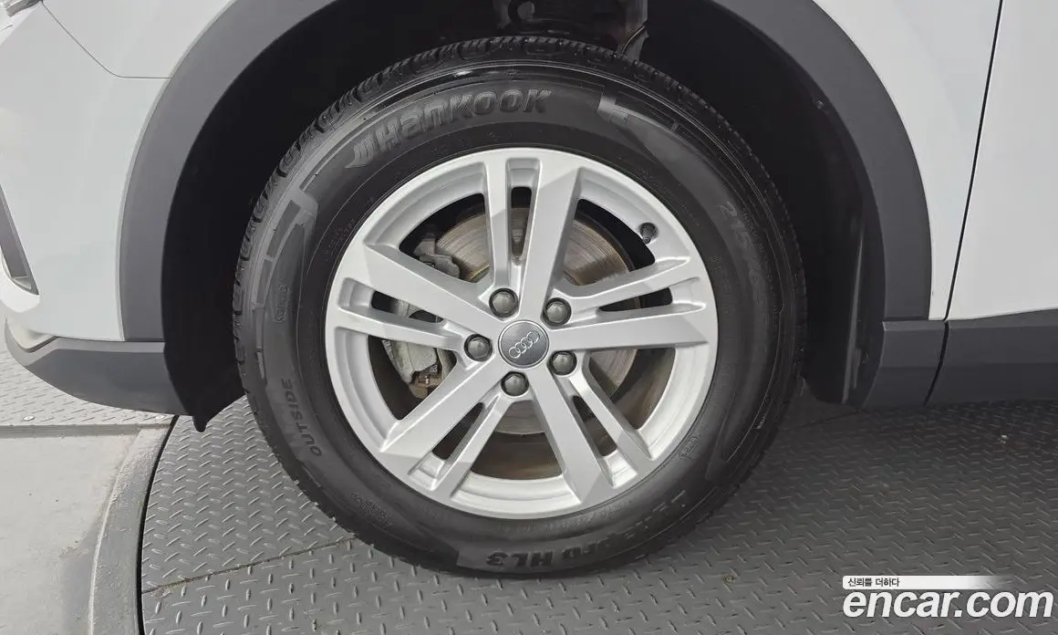 Audi Q3 2020 2.0 автомат (гидро), фото 5 Audi Q3 2020 2.0 автомат (гидро), фото 5