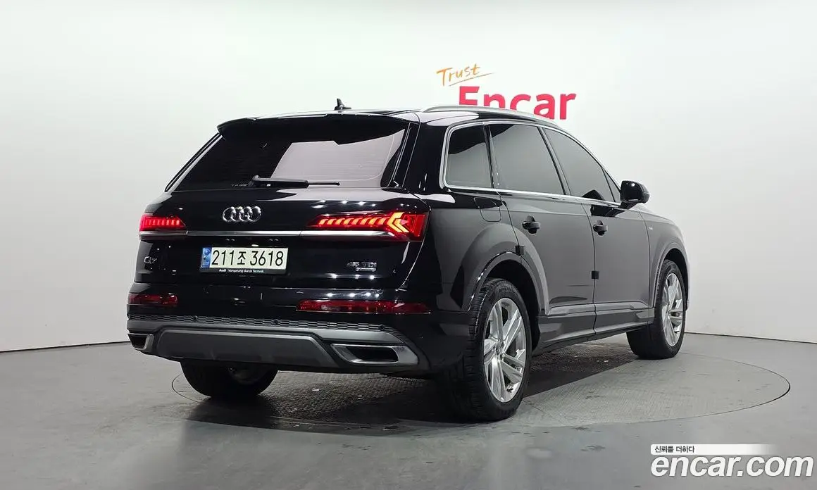 Audi Q7 2021 3.0 автомат (гидро), фото 2 Audi Q7 2021 3.0 автомат (гидро), фото 2