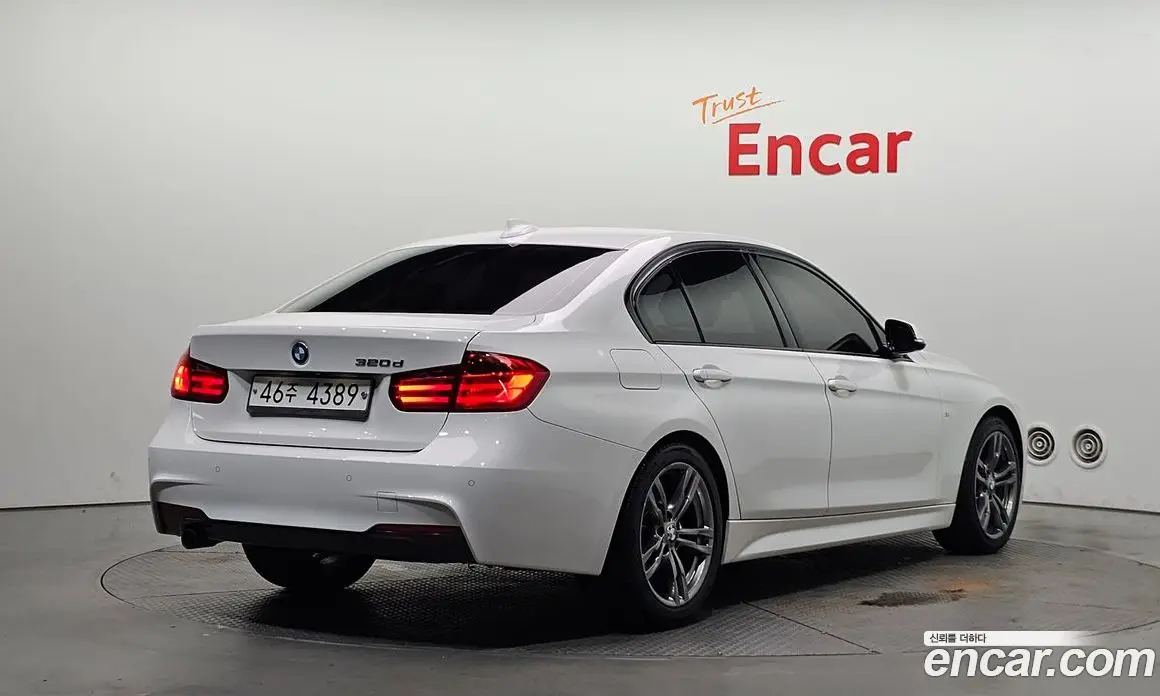 BMW 3 серия 2015 2.0 автомат (гидро), фото 2 BMW 3 серия 2015 2.0 автомат (гидро), фото 2