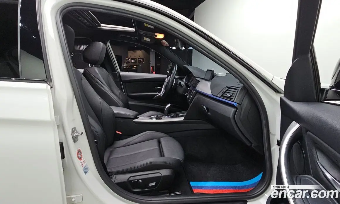 BMW 3 серия 2015 2.0 автомат (гидро), фото 12 BMW 3 серия 2015 2.0 автомат (гидро), фото 12