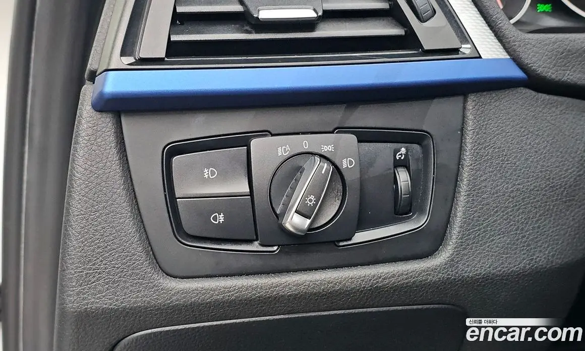 BMW 3 серия 2015 2.0 автомат (гидро), фото 14 BMW 3 серия 2015 2.0 автомат (гидро), фото 14