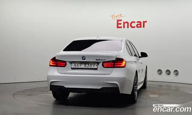 BMW 3 серия 2015 2.0 автомат (гидро), миниатюра 4 BMW 3 серия 2015 2.0 автомат (гидро), миниатюра 4