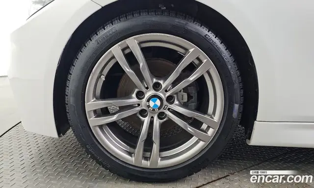 BMW 3 серия 2015 2.0 автомат (гидро), миниатюра 5 BMW 3 серия 2015 2.0 автомат (гидро), миниатюра 5