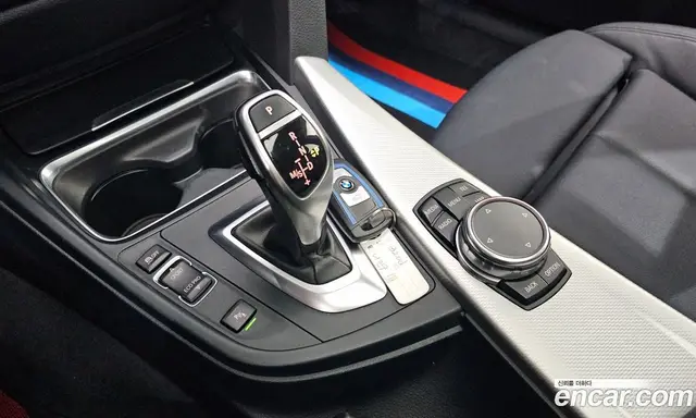 BMW 3 серия 2015 2.0 автомат (гидро), миниатюра 9 BMW 3 серия 2015 2.0 автомат (гидро), миниатюра 9