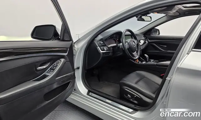 BMW 5 серия 2014 2.0 автомат (гидро), миниатюра 10 BMW 5 серия 2014 2.0 автомат (гидро), миниатюра 10