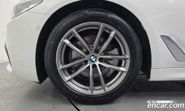 BMW 5 серия 2019 2.0 автомат (гидро), миниатюра 5 BMW 5 серия 2019 2.0 автомат (гидро), миниатюра 5