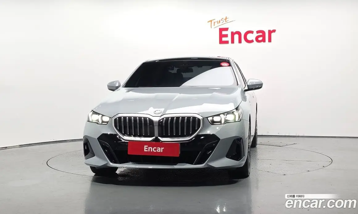BMW 5 серия 2025 2.0 автомат (гидро), фото 3 BMW 5 серия 2025 2.0 автомат (гидро), фото 3