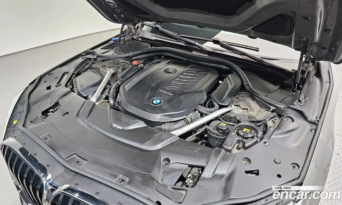 BMW 7 серия 2021 3.0 автомат (гидро), фото 6