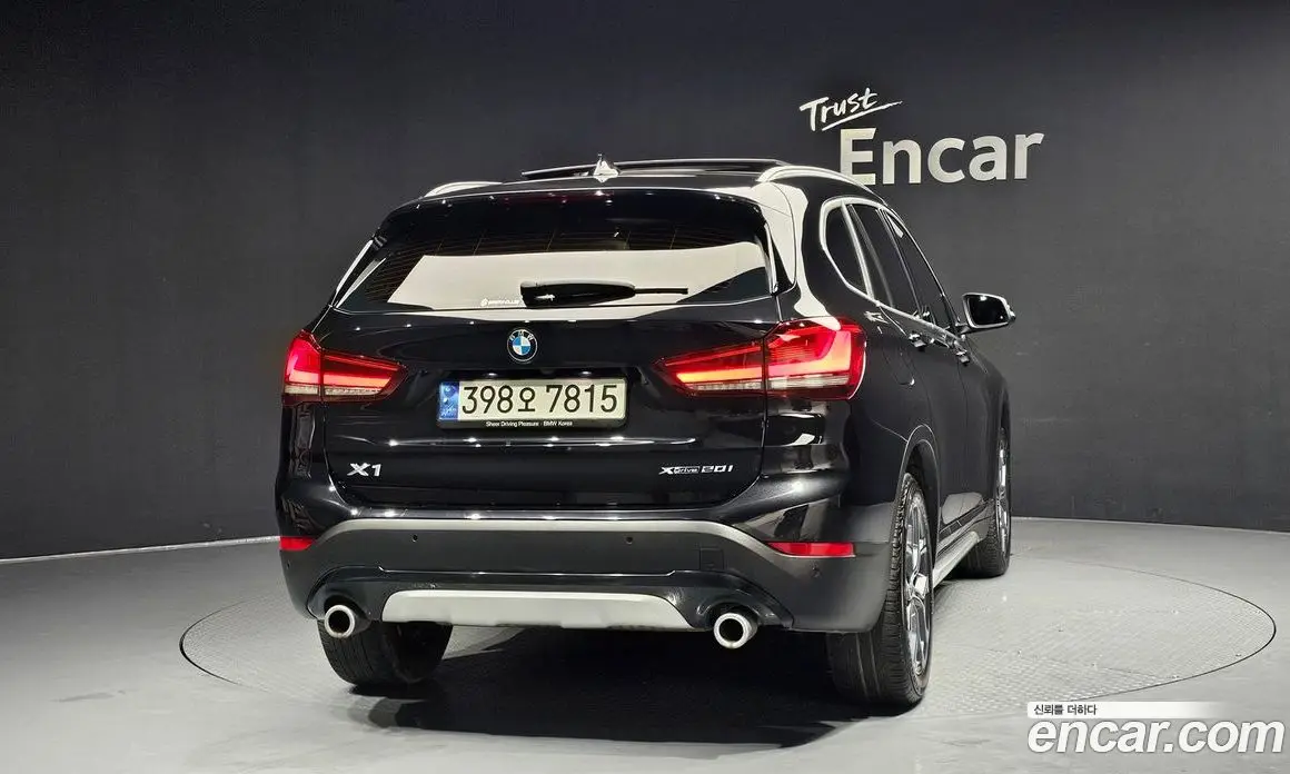 BMW X1 2021 2.0 автомат (гидро), фото 4