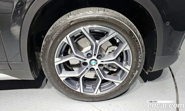 BMW X1 2021 2.0 автомат (гидро), миниатюра 5