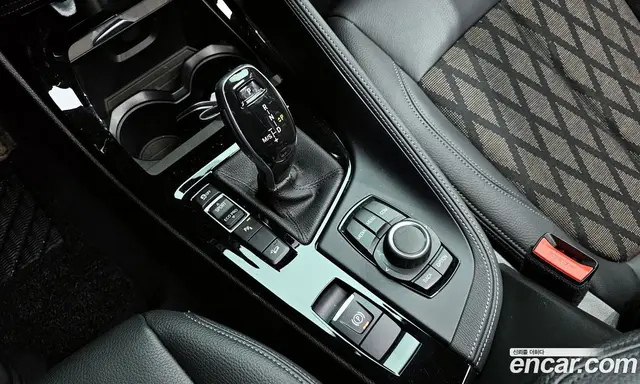 BMW X1 2021 2.0 автомат (гидро), миниатюра 9