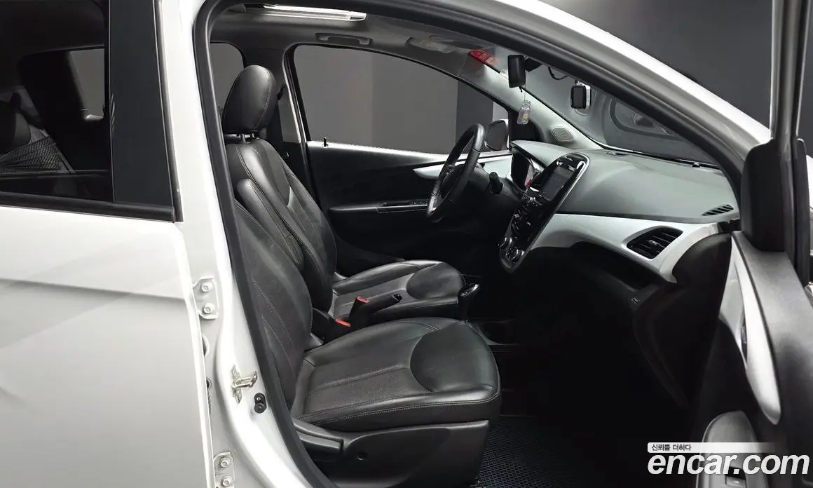 Chevrolet Spark 2015 1.0 автомат (гидро), фото 16