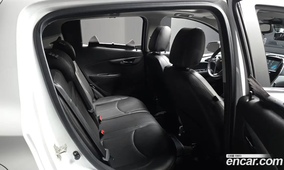 Chevrolet Spark 2015 1.0 автомат (гидро), фото 17