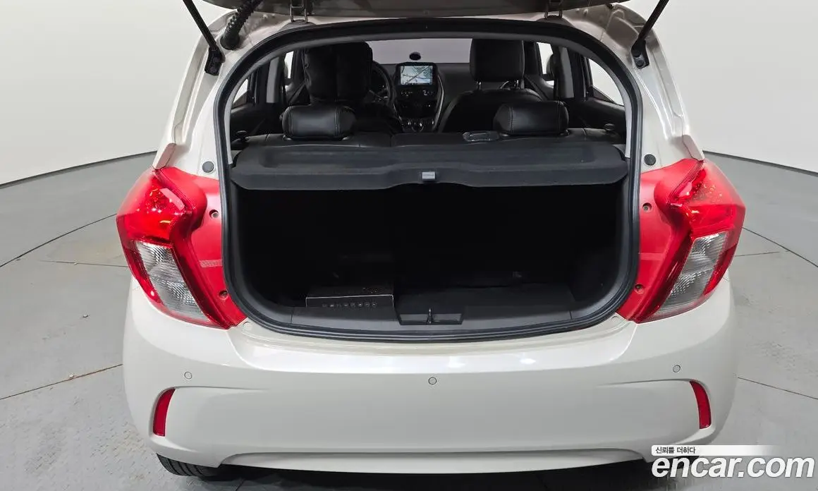 Chevrolet Spark 2015 1.0 автомат (гидро), фото 18 Chevrolet Spark 2015 1.0 автомат (гидро), фото 18