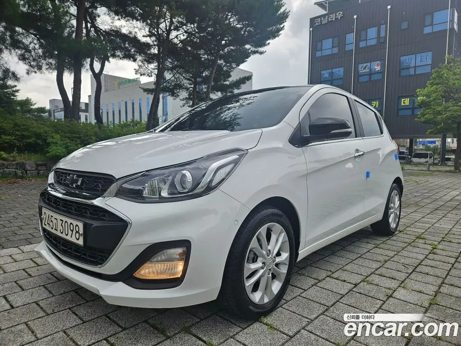 Chevrolet Spark 2020 1.0 автомат (гидро), фото 1 Chevrolet Spark 2020 1.0 автомат (гидро), фото 1