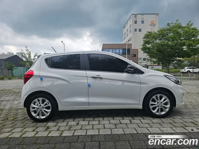 Chevrolet Spark 2020 1.0 автомат (гидро), миниатюра 4 Chevrolet Spark 2020 1.0 автомат (гидро), миниатюра 4