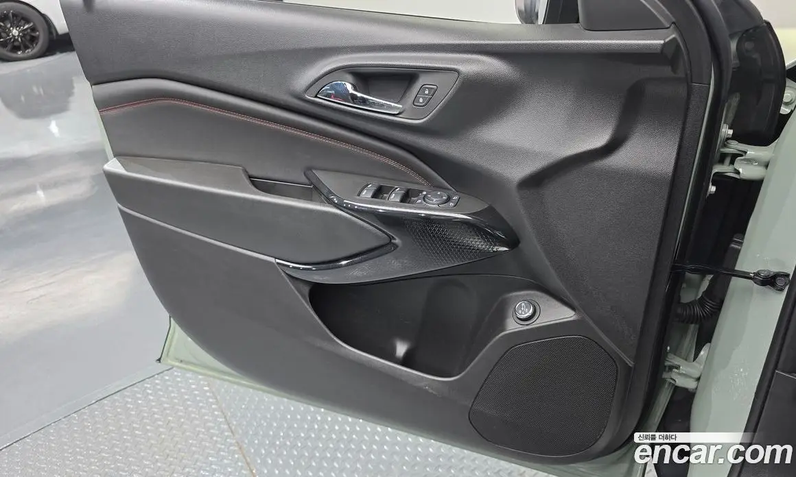 Chevrolet Trax 2024 1.2 автомат (гидро), фото 14
