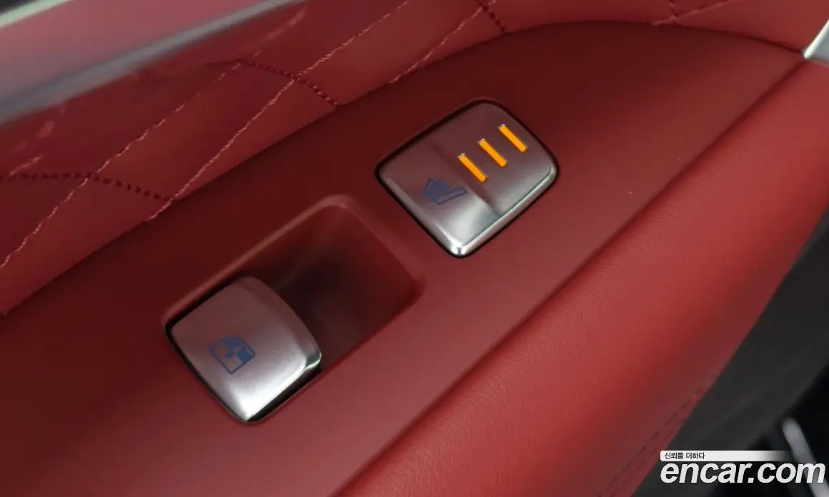 Genesis G70 2025 3.3 автомат (гидро), фото 18 Genesis G70 2025 3.3 автомат (гидро), фото 18