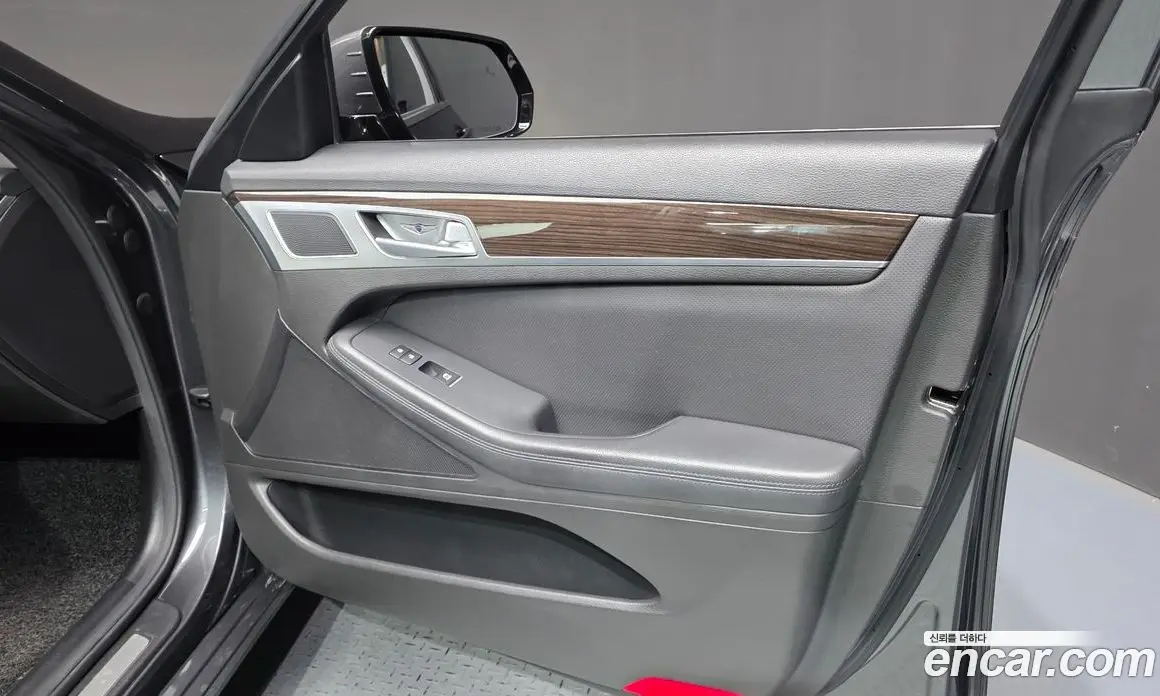 Genesis G80 2016 3.3 автомат (гидро), фото 14 Genesis G80 2016 3.3 автомат (гидро), фото 14