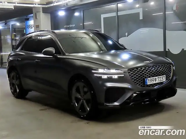 Genesis GV70 2022 2.5 автомат (гидро), миниатюра 1