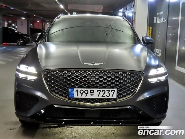 Genesis GV70 2022 2.5 автомат (гидро), миниатюра 2