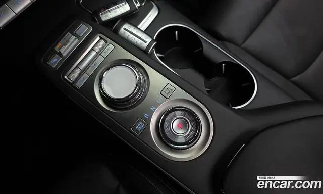 Genesis GV70 2024 2.5 автомат (гидро), миниатюра 11
