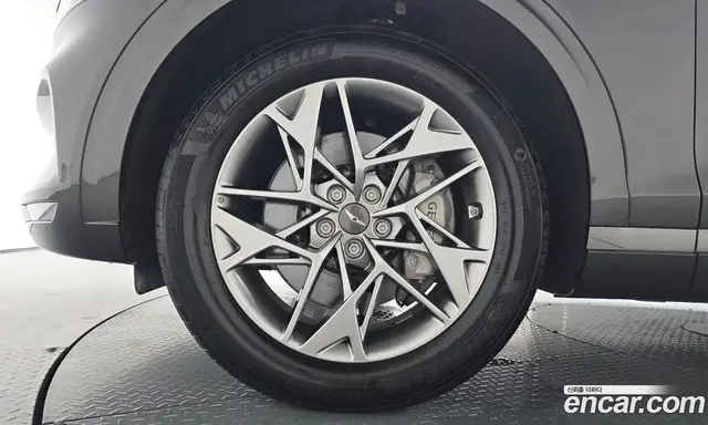 Genesis GV70 2024 2.5 автомат (гидро), миниатюра 4