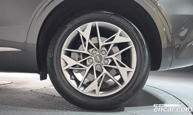 Genesis GV70 2024 2.5 автомат (гидро), миниатюра 6