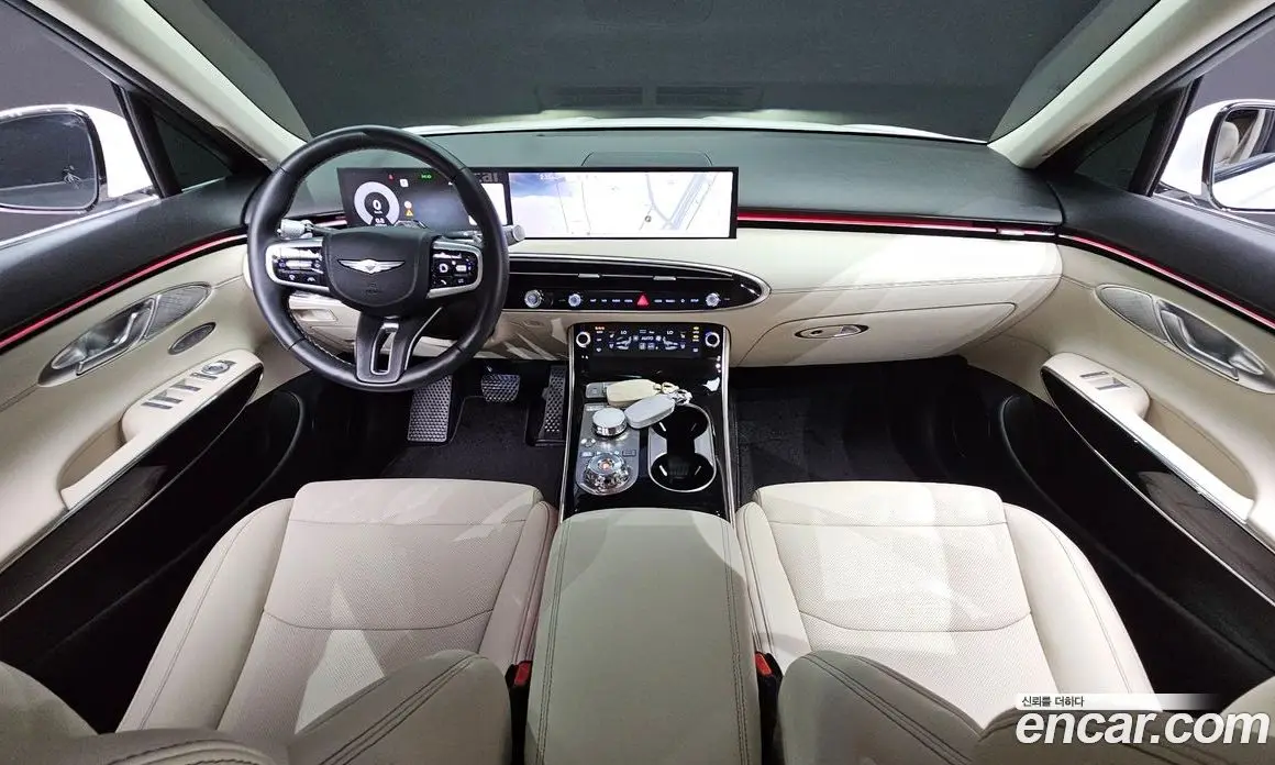Genesis GV70 2024 2.5 автомат (гидро), фото 7 Genesis GV70 2024 2.5 автомат (гидро), фото 7