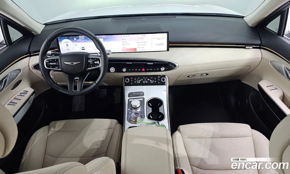 Genesis GV70 2024 2.5 автомат (гидро), фото 7 Genesis GV70 2024 2.5 автомат (гидро), фото 7