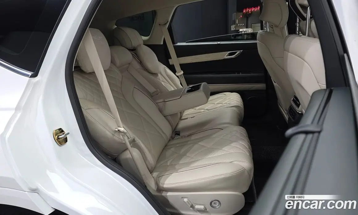 Genesis GV80 2024 2.5 автомат (гидро), фото 12 Genesis GV80 2024 2.5 автомат (гидро), фото 12