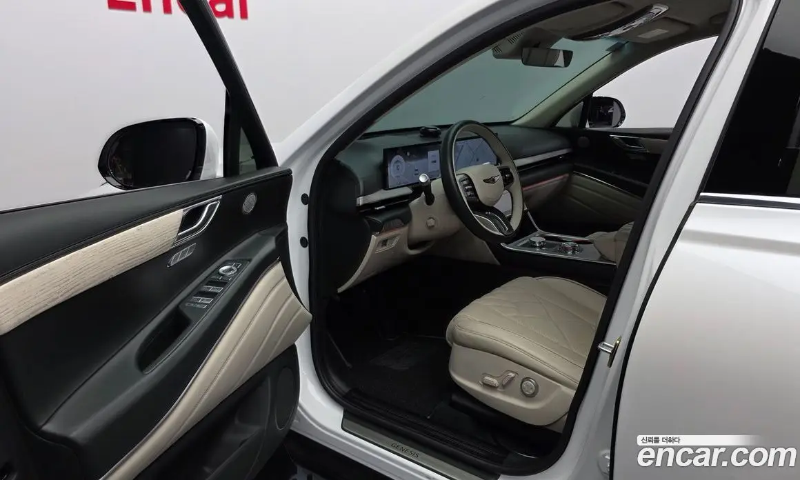 Genesis GV80 2024 2.5 автомат (гидро), фото 10 Genesis GV80 2024 2.5 автомат (гидро), фото 10