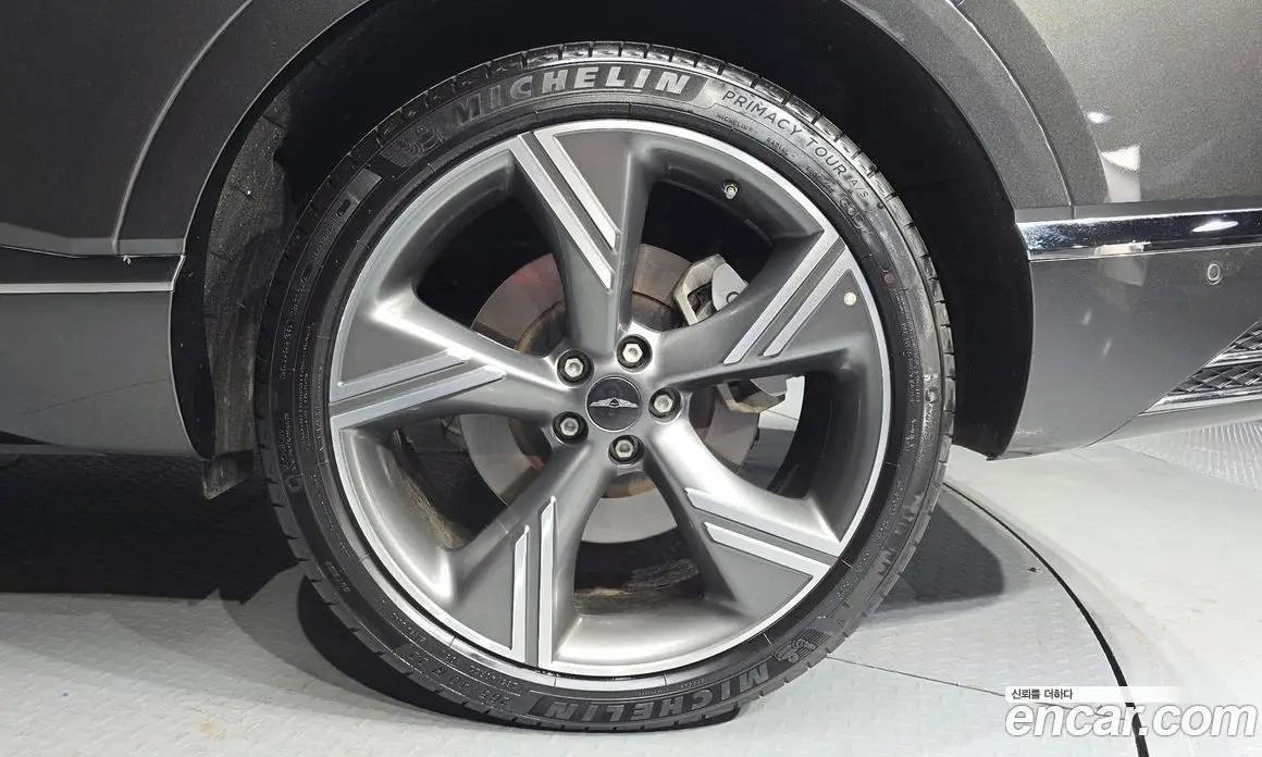Genesis GV80 2024 2.5 автомат (гидро), фото 7 Genesis GV80 2024 2.5 автомат (гидро), фото 7