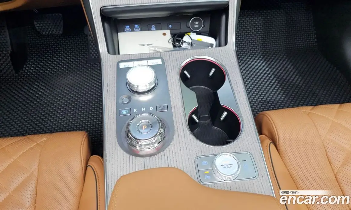 Genesis GV80 2026 2.5 автомат (гидро), фото 9 Genesis GV80 2026 2.5 автомат (гидро), фото 9