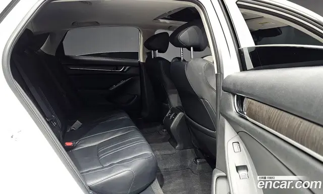 Honda Accord 2018 2.0 автомат (гидро), миниатюра 12
