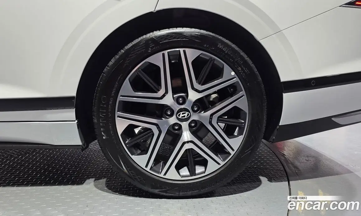 Hyundai Grandeur 2023 1.6 автомат (гидро), фото 7 Hyundai Grandeur 2023 1.6 автомат (гидро), фото 7