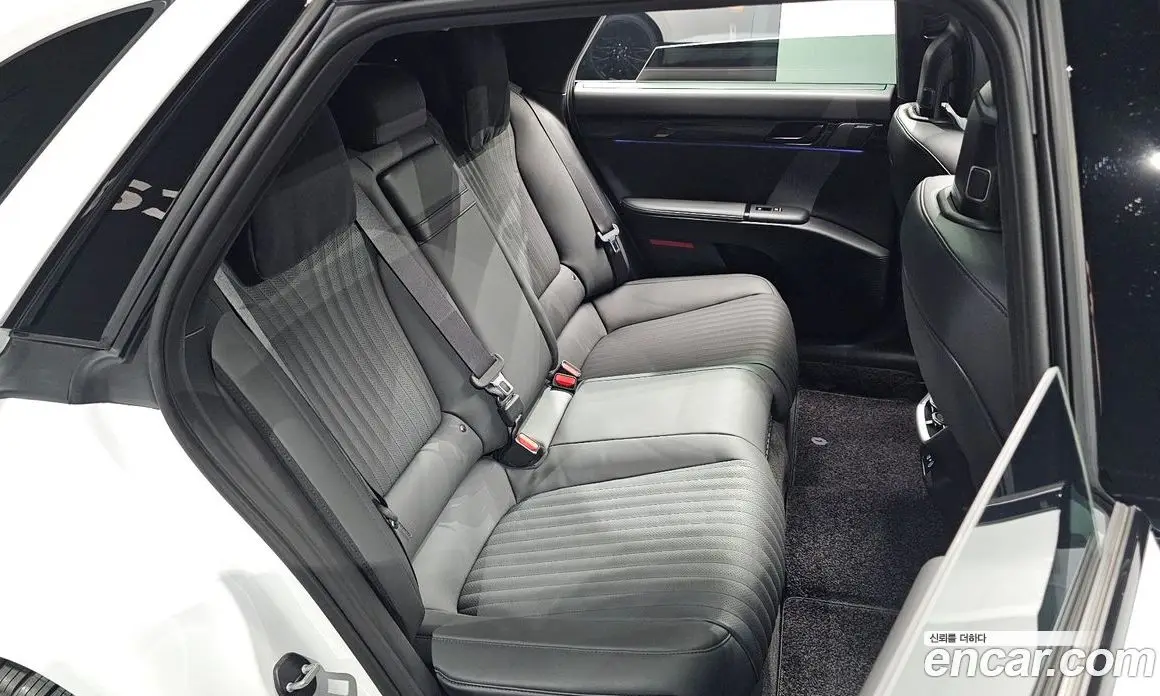 Hyundai Grandeur 2026 1.6 автомат (гидро), фото 17 Hyundai Grandeur 2026 1.6 автомат (гидро), фото 17
